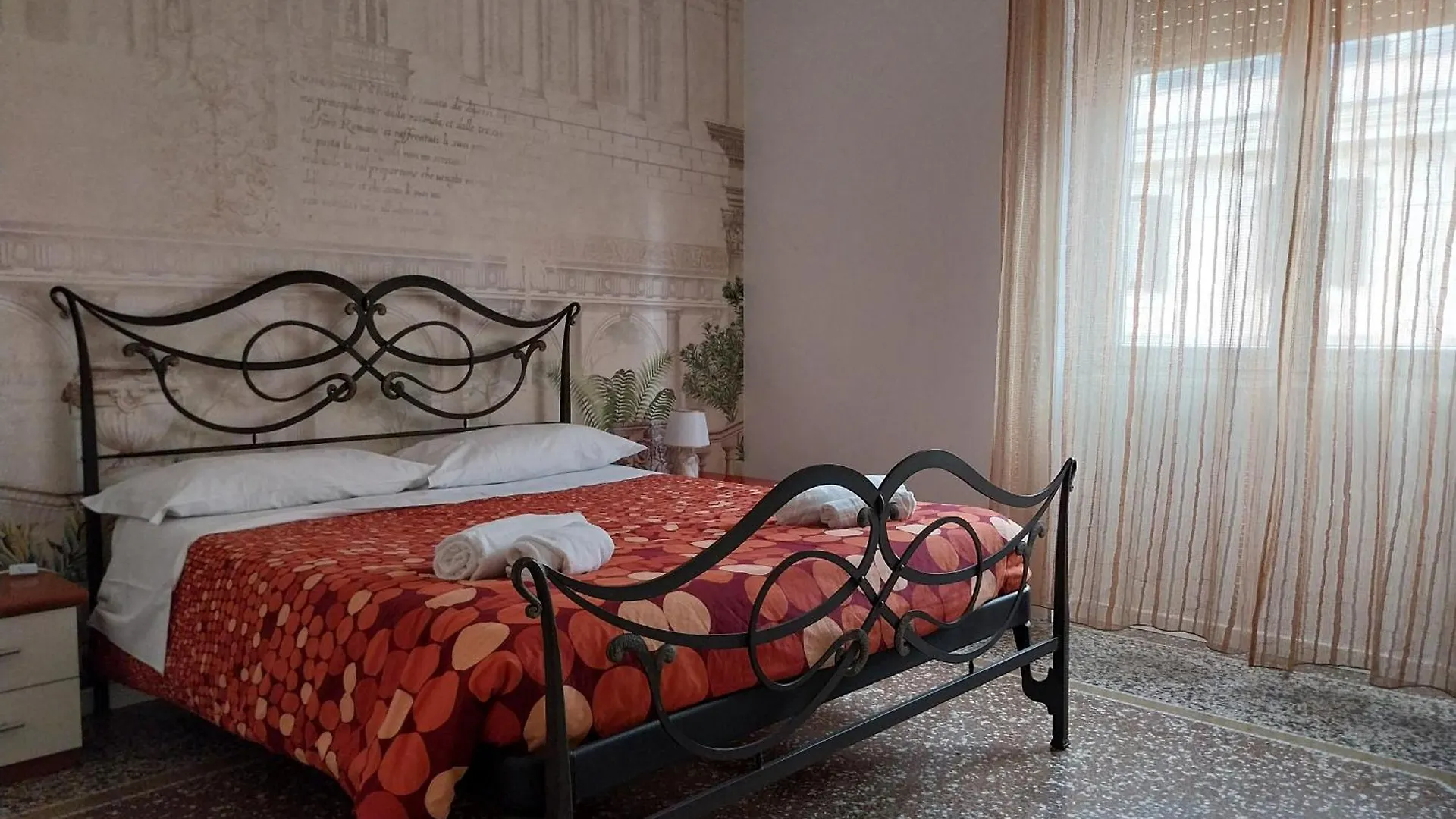 Pensjonat Hotel Lo Sguardo Sui Re Rzym